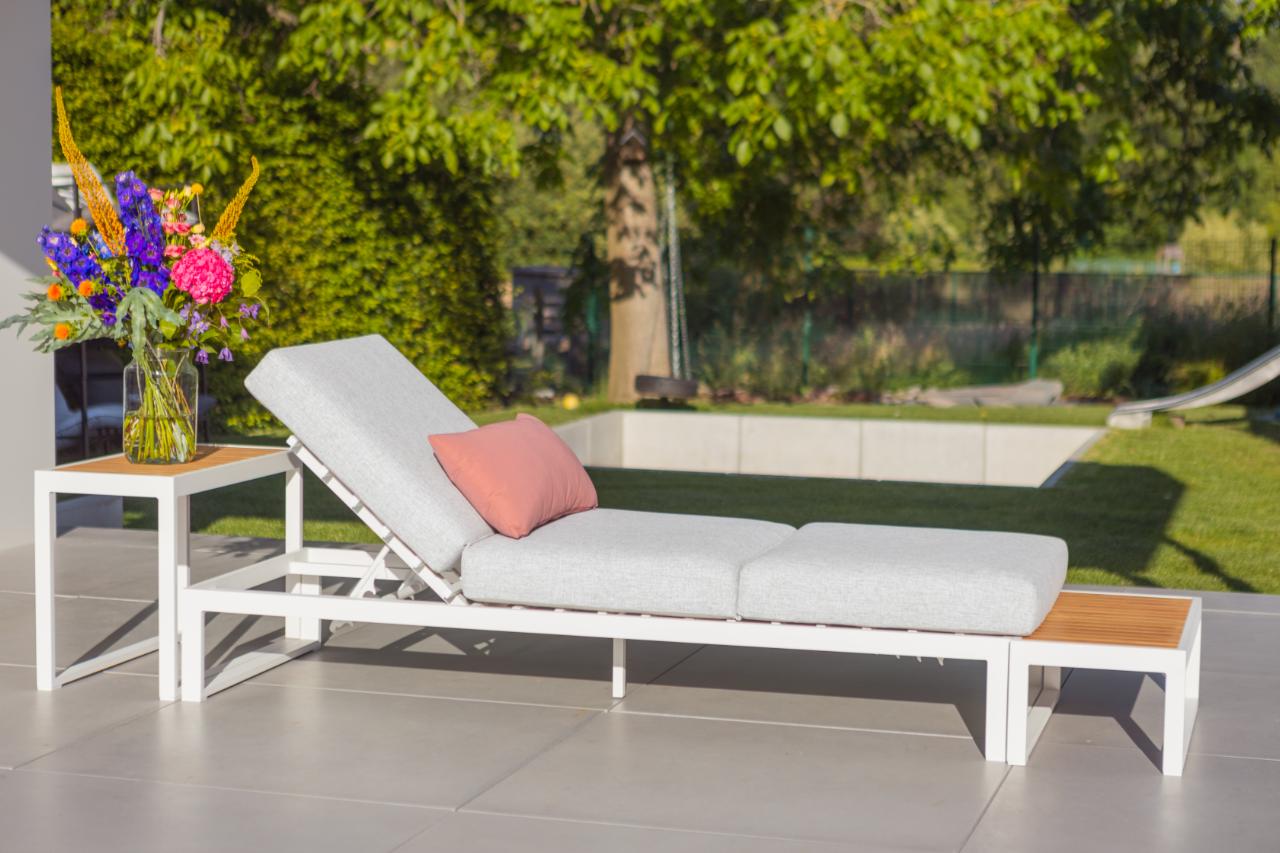 STAY FLEX Triple Sofa Stone/white frame